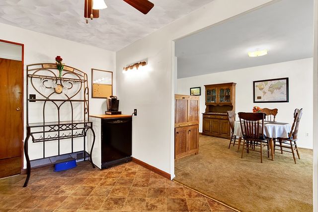 5 Shawnee Dr, Hempfield Twp, PA 15601