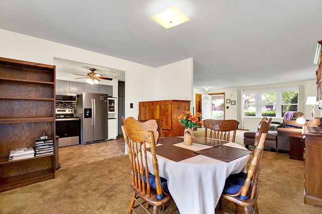 5 Shawnee Dr, Hempfield Twp, PA 15601