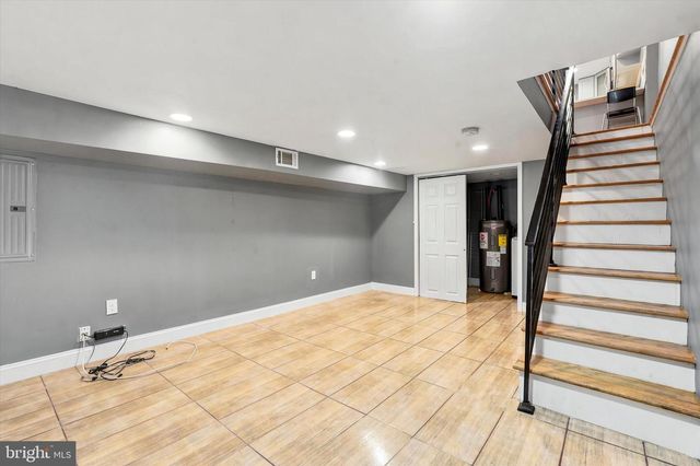 2504 MANTON ST, Philadelphia, PA 19146