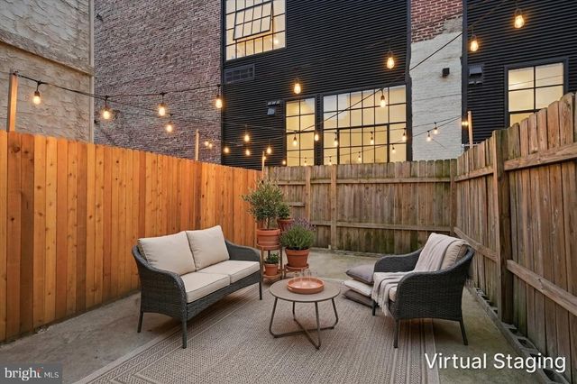 2504 MANTON ST, Philadelphia, PA 19146