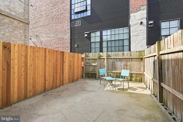 2504 MANTON ST, Philadelphia, PA 19146