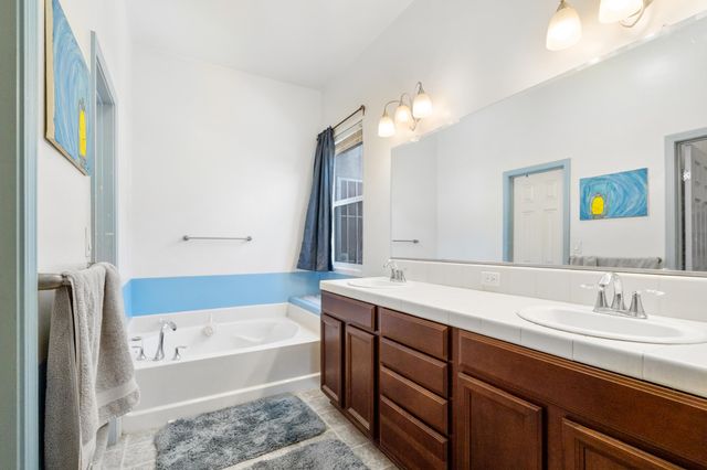 6208 Fire Opal Drive, Bakersfield, CA 93313