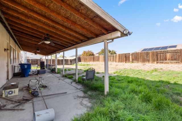 6208 Fire Opal Drive, Bakersfield, CA 93313