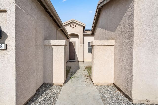 6208 Fire Opal Drive, Bakersfield, CA 93313