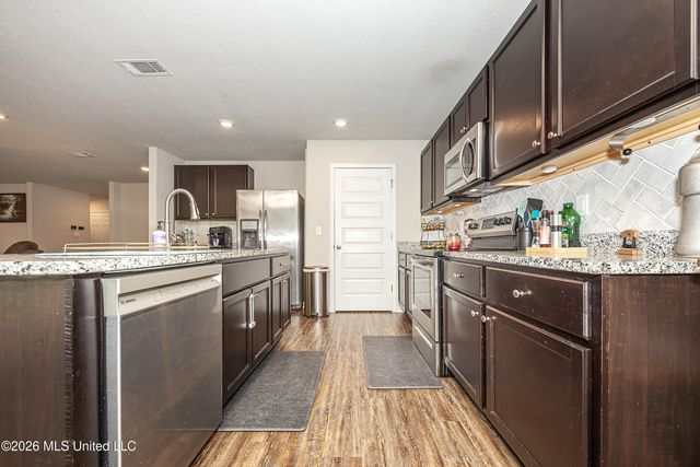 9125 Bellewood Drive, Biloxi, MS 39532