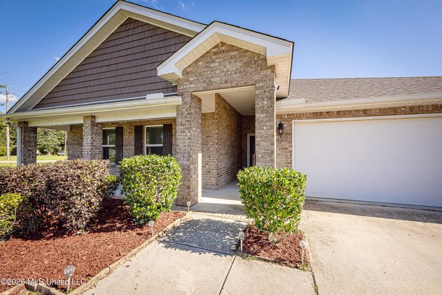 9125 Bellewood Drive, Biloxi, MS 39532