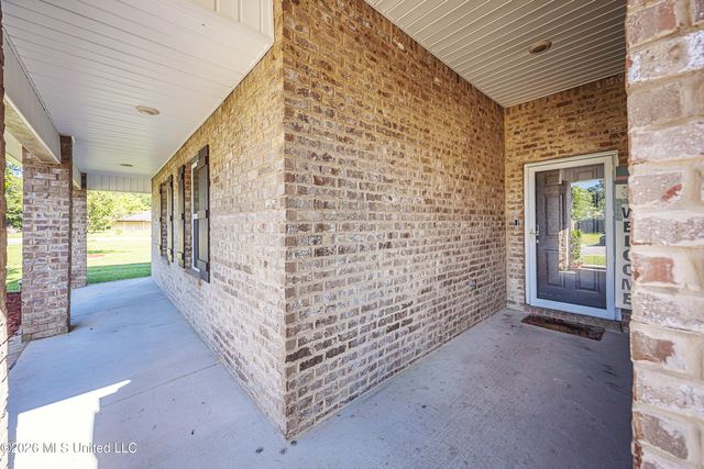 9125 Bellewood Drive, Biloxi, MS 39532