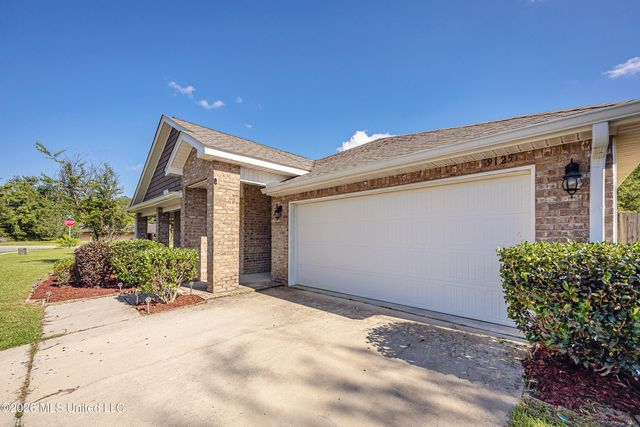 9125 Bellewood Drive, Biloxi, MS 39532