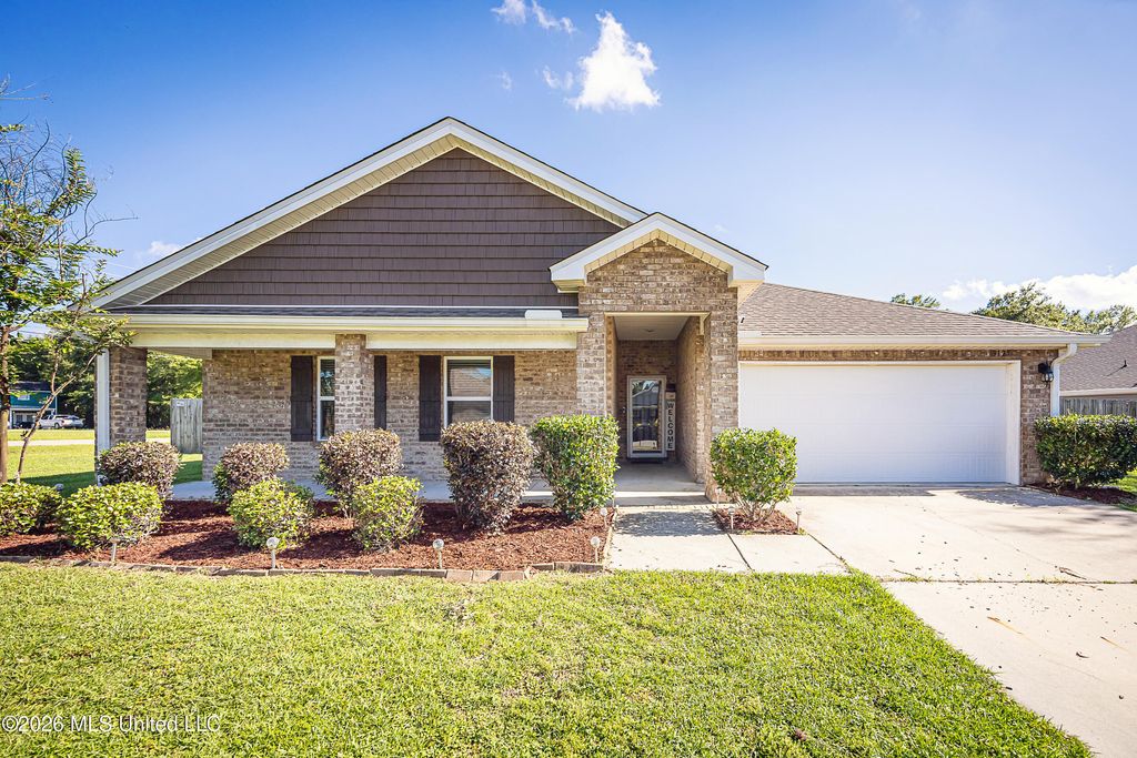 9125 Bellewood Drive, Biloxi, MS 39532