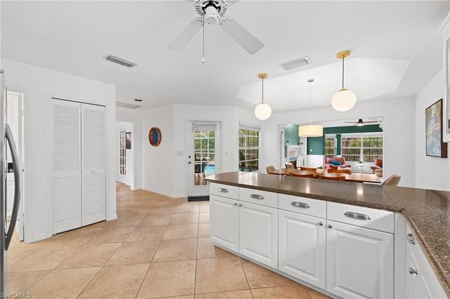 6872 Fairview ST, Fort Myers, FL 33966