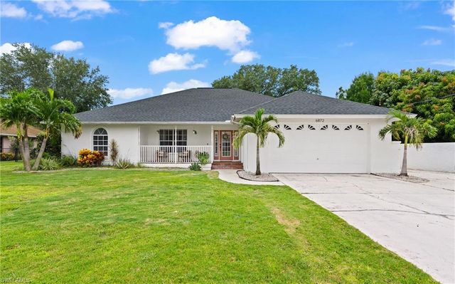 6872 Fairview ST, Fort Myers, FL 33966