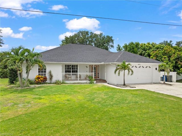 6872 Fairview ST, Fort Myers, FL 33966