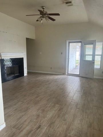 17802 Oakridge Canyon Lane, Richmond, TX 77407