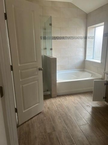 17802 Oakridge Canyon Lane, Richmond, TX 77407