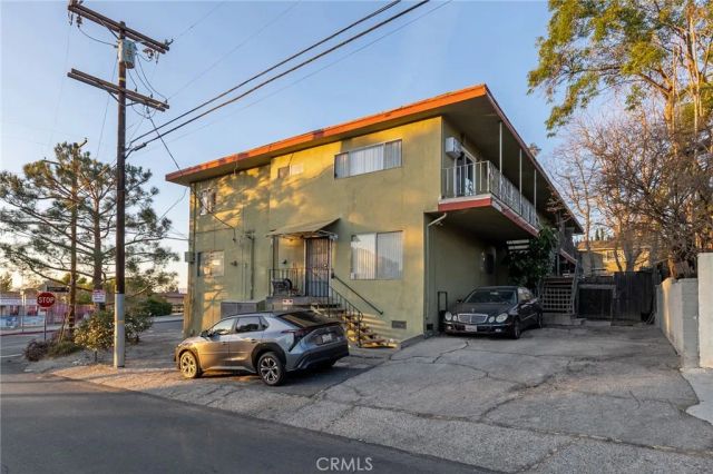 10136 Silverton Avenue, Tujunga, CA 91042