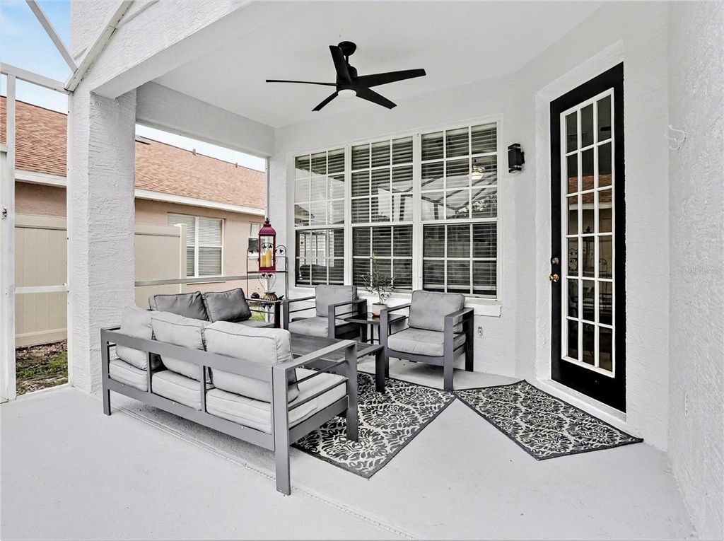 Image 25 of property listing at 4992 HOOK HOLLOW CIRCLE, Orlando, FL 32837