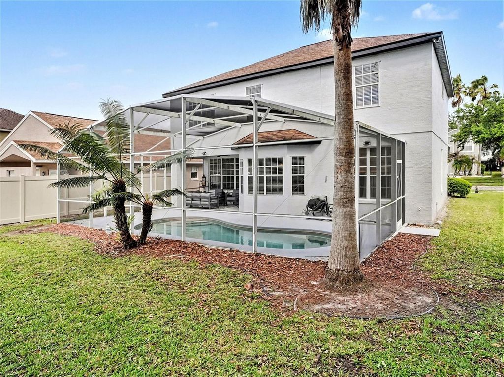 Image 26 of property listing at 4992 HOOK HOLLOW CIRCLE, Orlando, FL 32837