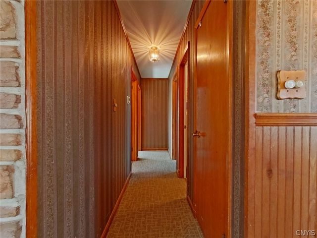 17 Marilyn Drive, Whitestown, NY 13492