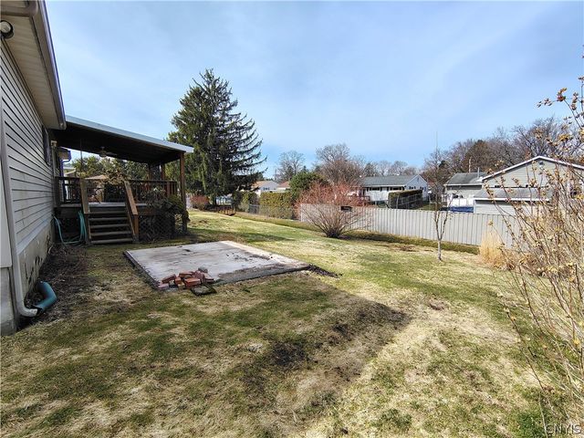 17 Marilyn Drive, Whitestown, NY 13492