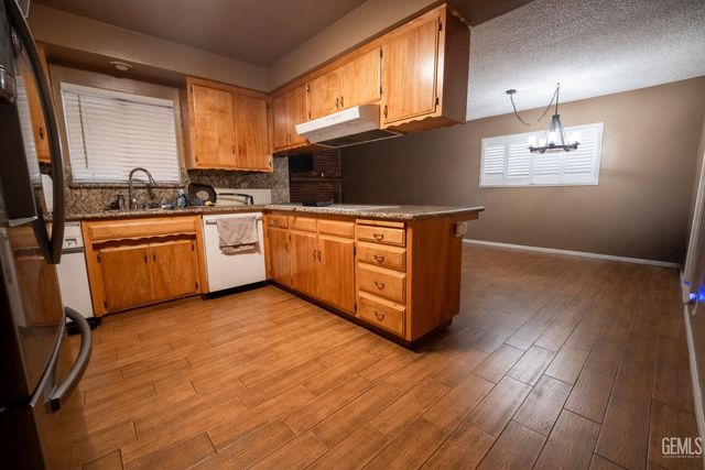 200 Electra Avenue, Bakersfield, CA 93308