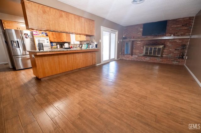 200 Electra Avenue, Bakersfield, CA 93308