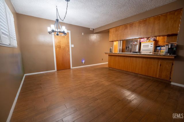 200 Electra Avenue, Bakersfield, CA 93308