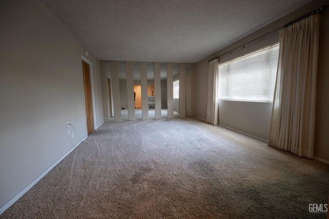 200 Electra Avenue, Bakersfield, CA 93308