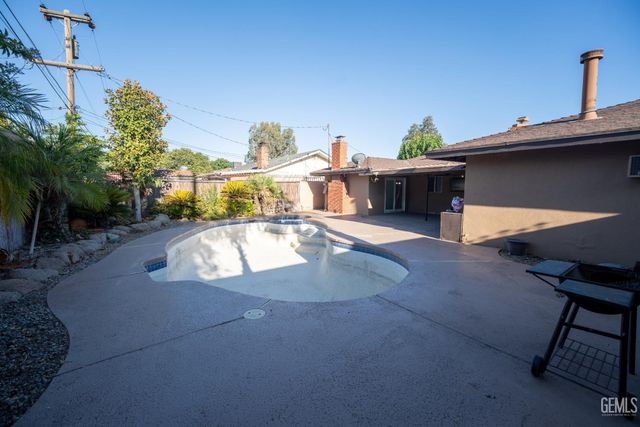 200 Electra Avenue, Bakersfield, CA 93308