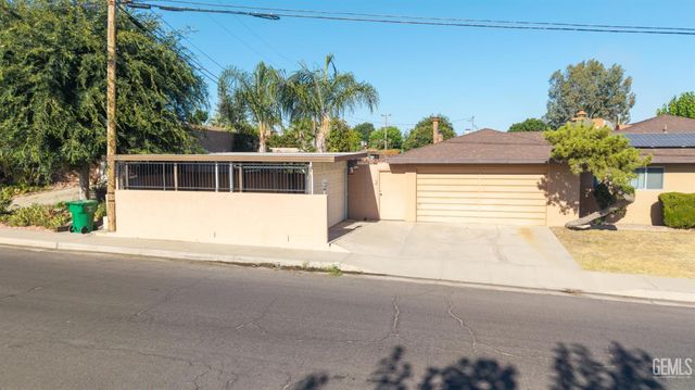 200 Electra Avenue, Bakersfield, CA 93308