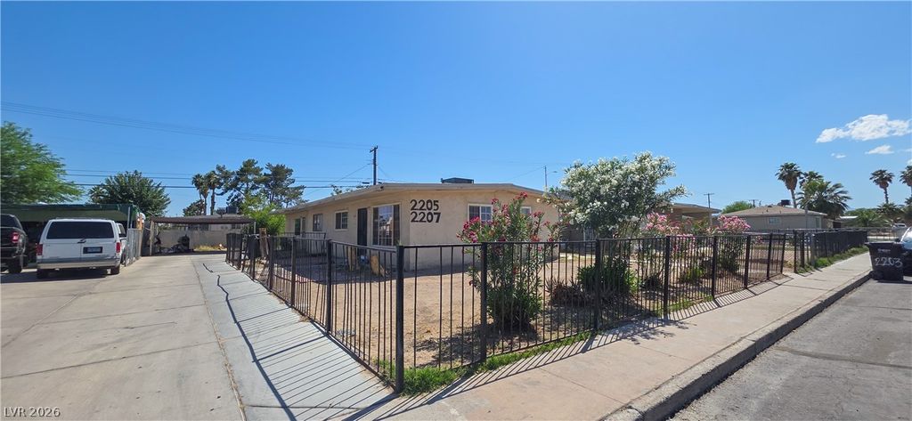 2205 East Webb Avenue, North Las Vegas, NV 89030