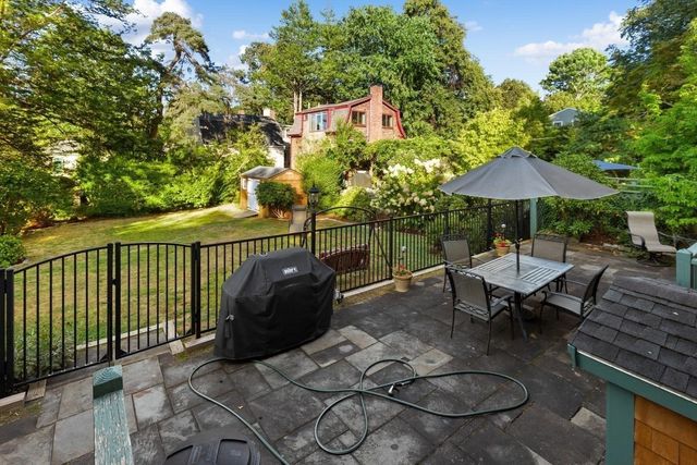 3 Spring Lane, Rockport, MA 01966