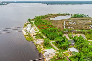 5941 Red Cedar St, Pensacola, FL 32507