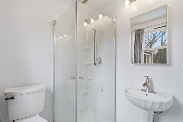 724 Linwood, Abington, MA 02351