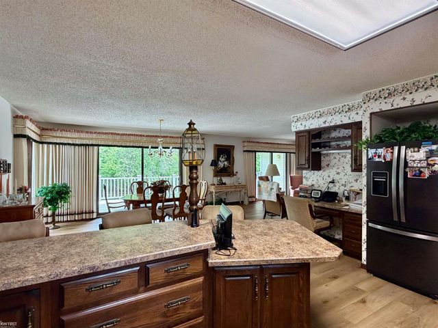 7432 River Road, Flushing, MI 48433