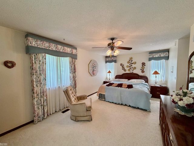 7432 River Road, Flushing, MI 48433