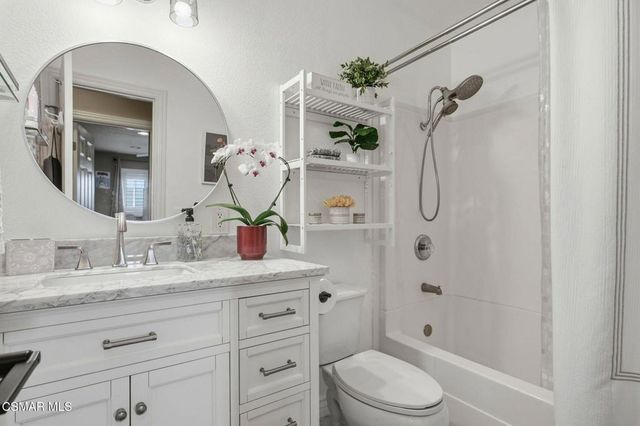 631 Kitty Street, Newbury Park, CA 91320