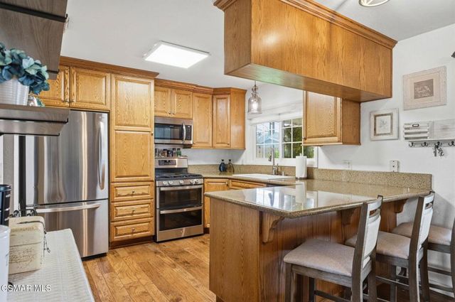 631 Kitty Street, Newbury Park, CA 91320