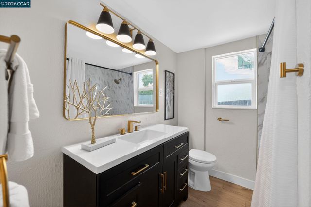 1027 3rd St, Rodeo, CA 94572