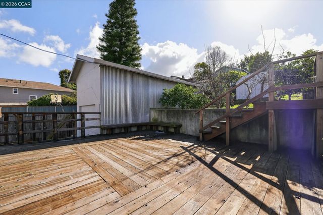 1027 3rd St, Rodeo, CA 94572