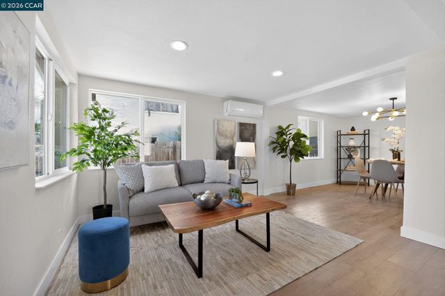 1027 3rd St, Rodeo, CA 94572