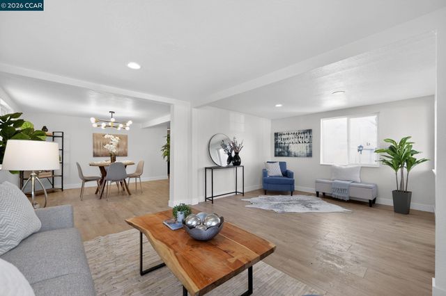 1027 3rd St, Rodeo, CA 94572