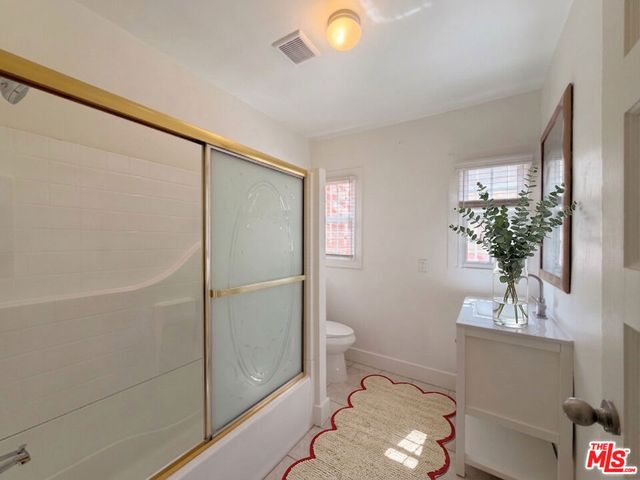 173 N Mariposa Avenue, Los Angeles, CA 90004