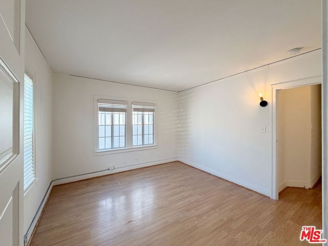 173 N Mariposa Avenue, Los Angeles, CA 90004