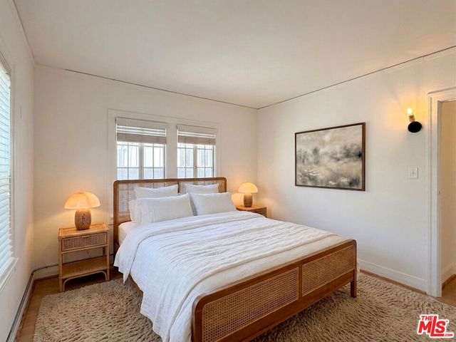 173 N Mariposa Avenue, Los Angeles, CA 90004