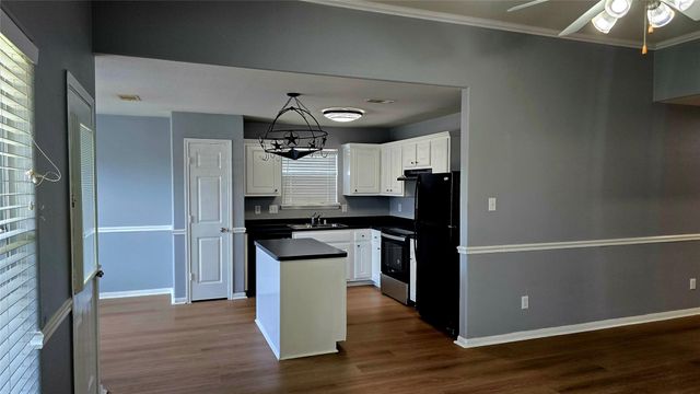 7122 Sunrise Hill Lane, Richmond, TX 77469