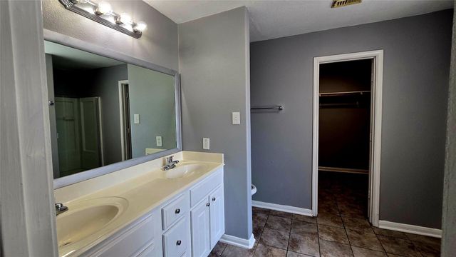 7122 Sunrise Hill Lane, Richmond, TX 77469