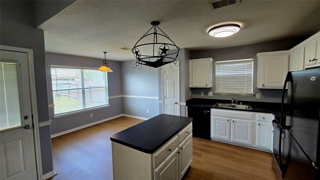 7122 Sunrise Hill Lane, Richmond, TX 77469