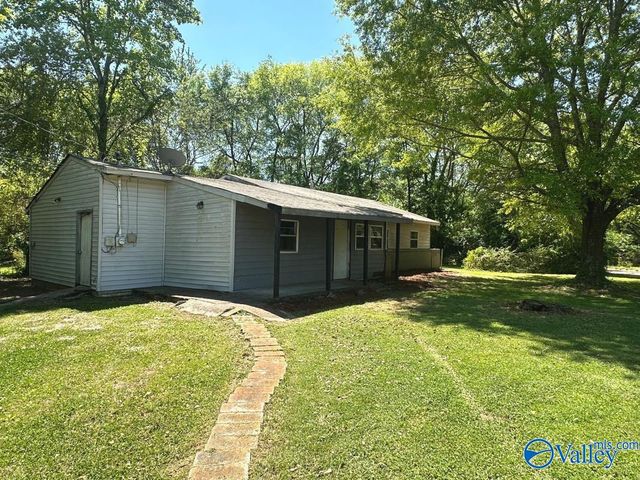 2419 Tuxedo Drive NW, Huntsville, AL 35810