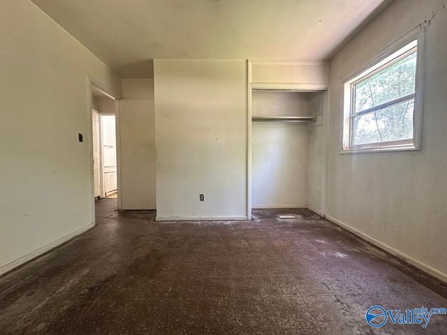 2419 Tuxedo Drive NW, Huntsville, AL 35810