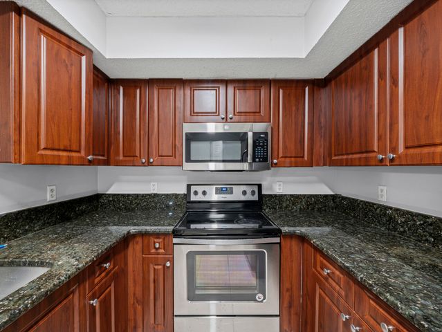 5560 NW 61st Street 707, Coconut Creek, FL 33073